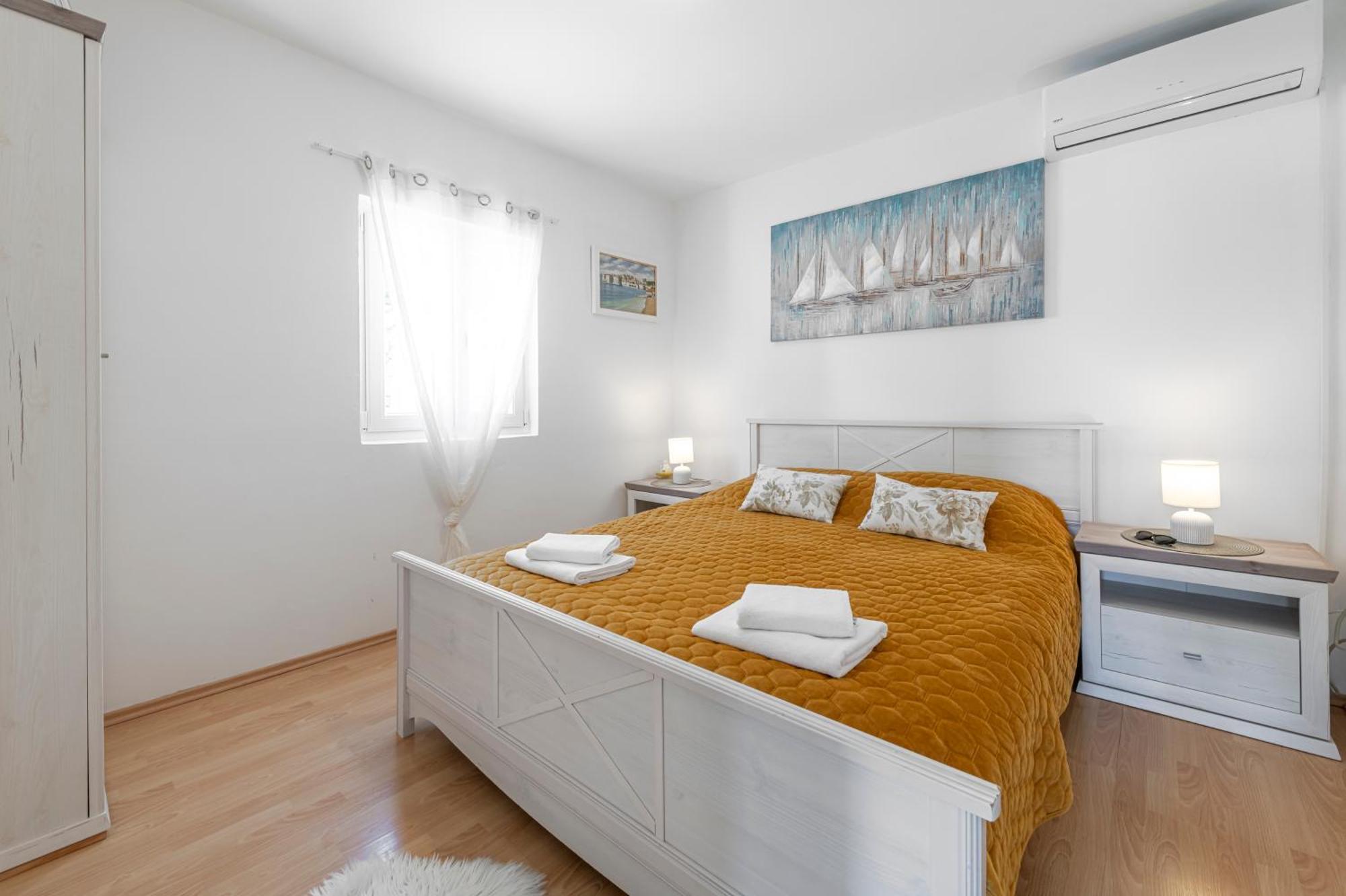 Golden Seaview Holiday Home Mlini Room photo